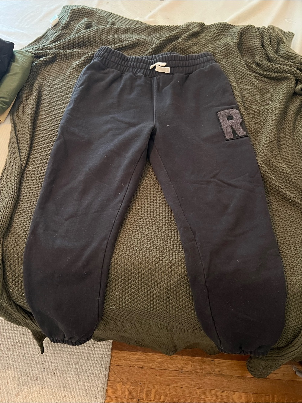Men’s Russell athletics sweat pants black M